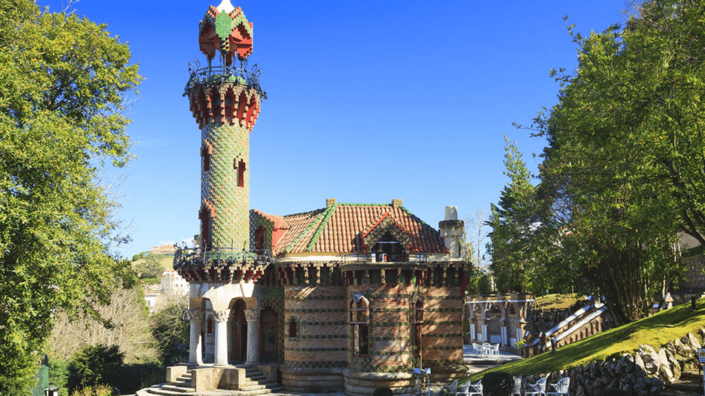 El Capricho in Spain