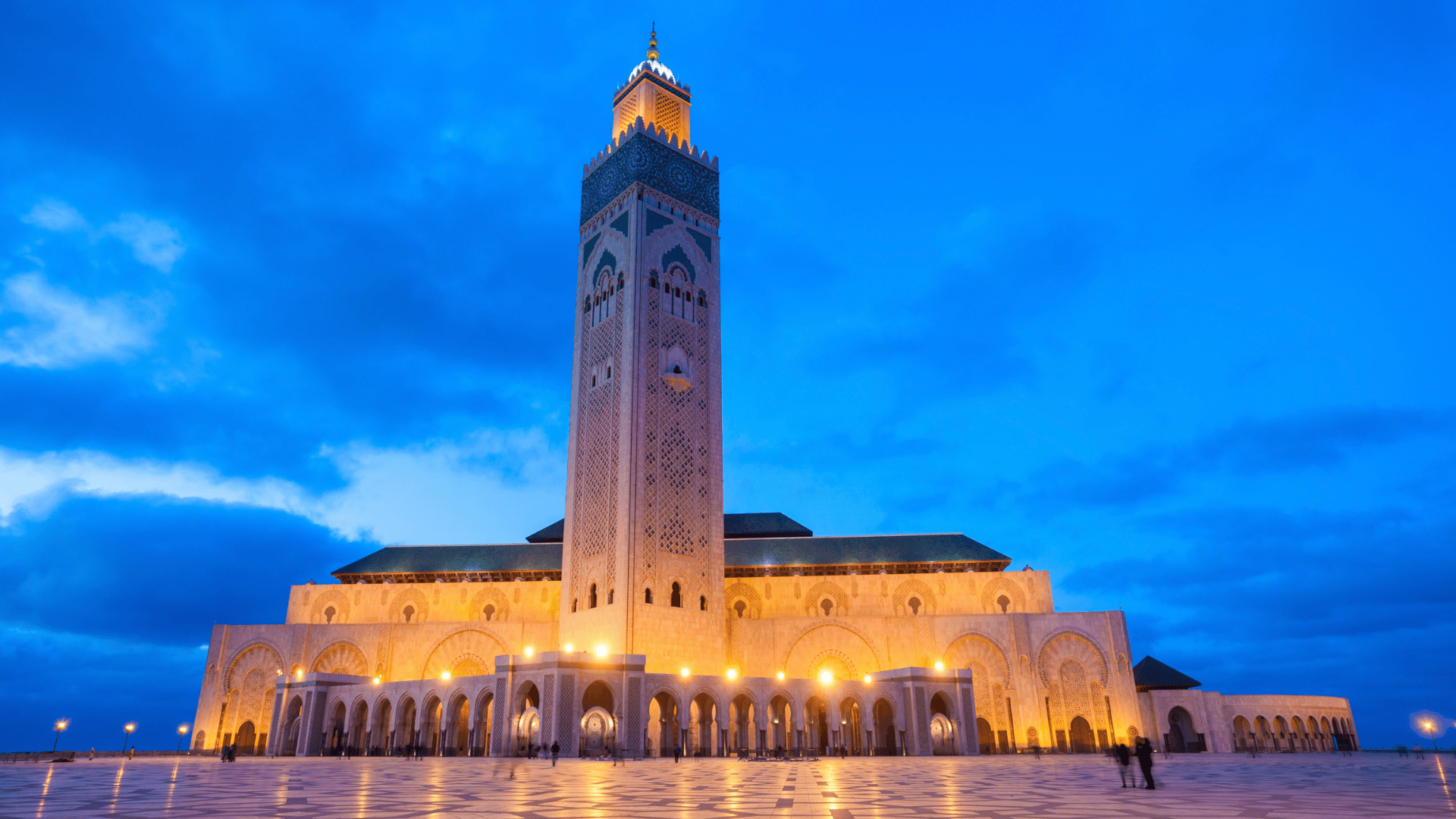 Le Mosque Moroccan Architecture: Origins, History & Key Influences - Opple House