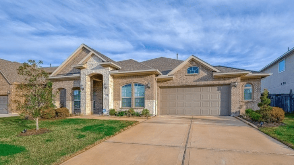 jalen hurts houston property for his mother