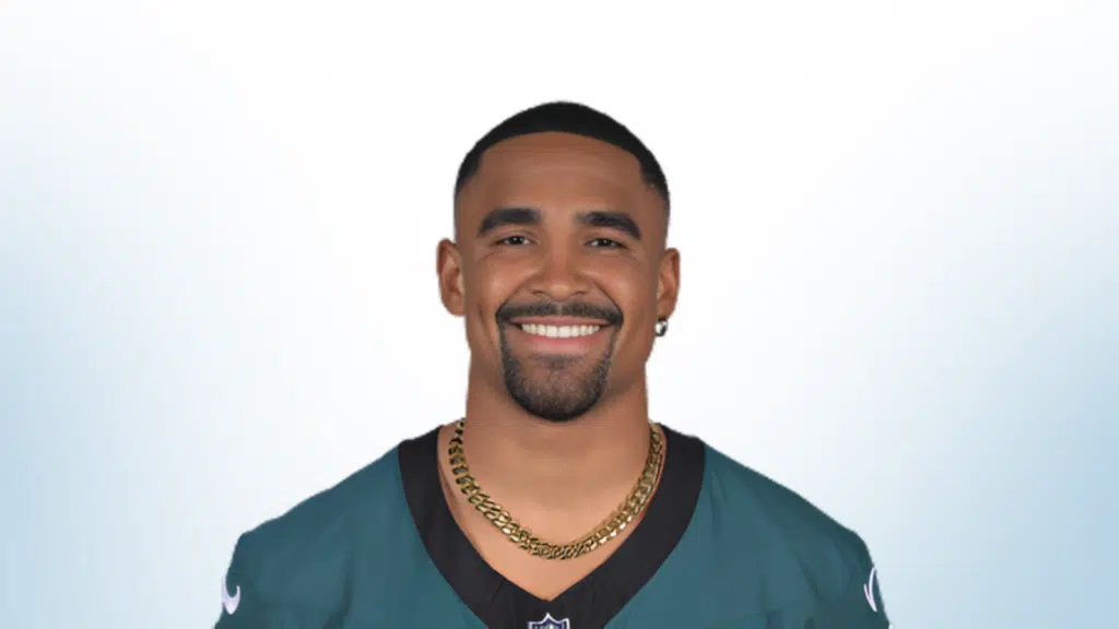 who is jalen hurts quick background