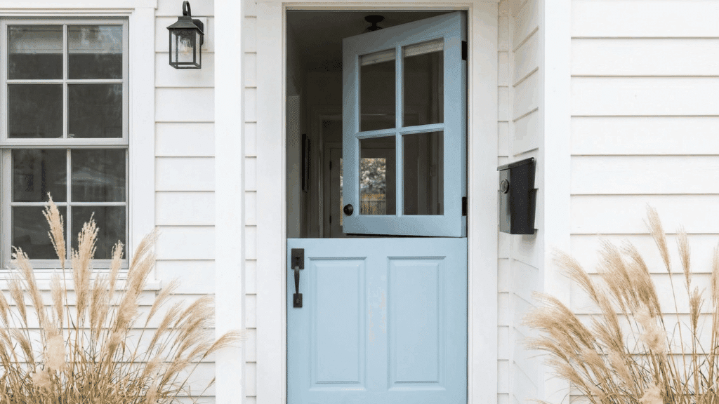 _Traditional Dutch door with split top and bottom sections at a home entrance.