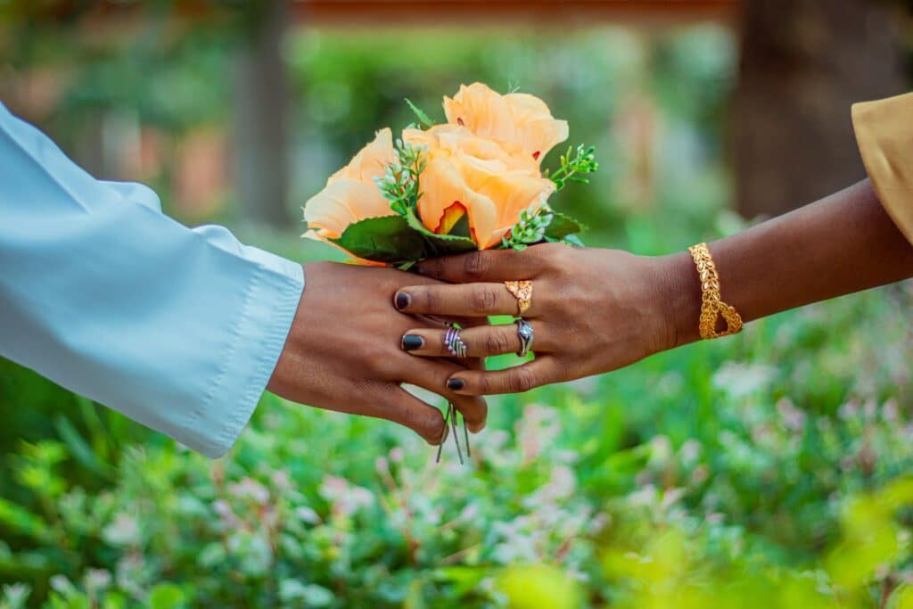 Garden Proposal Ideas: How to Create a Romantic Setting for Your Engagement Ring Reveal