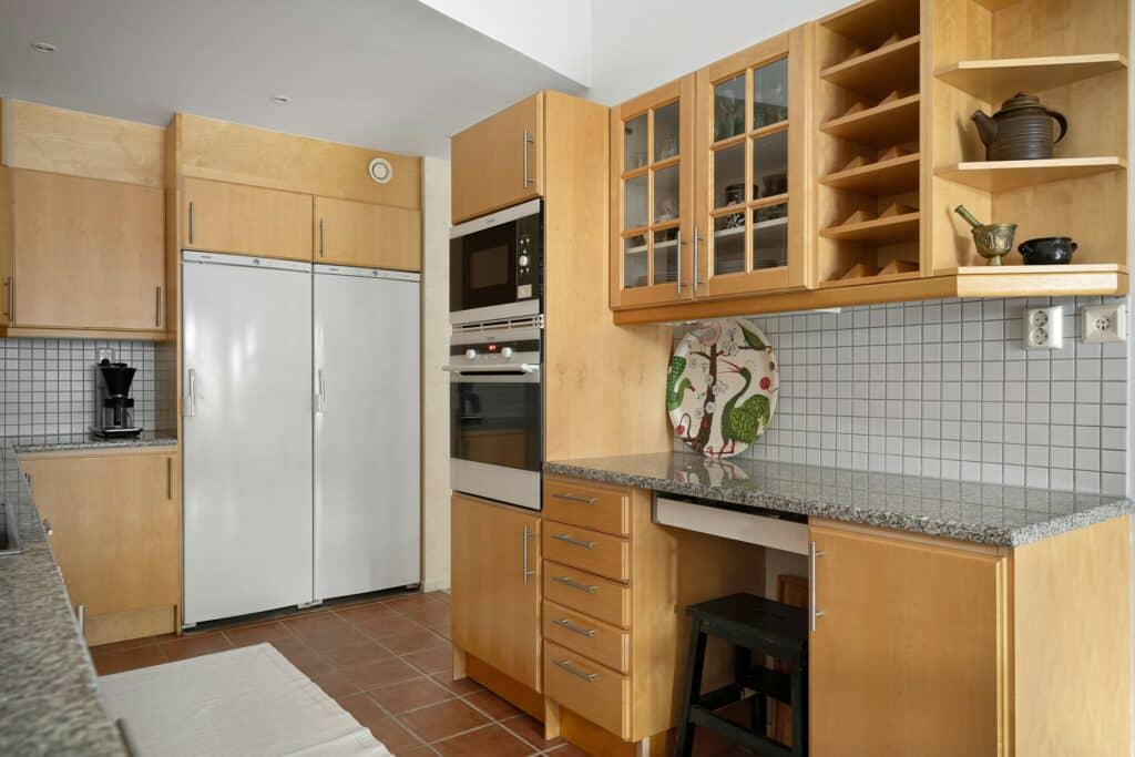 Shaker Kitchen Cabinets