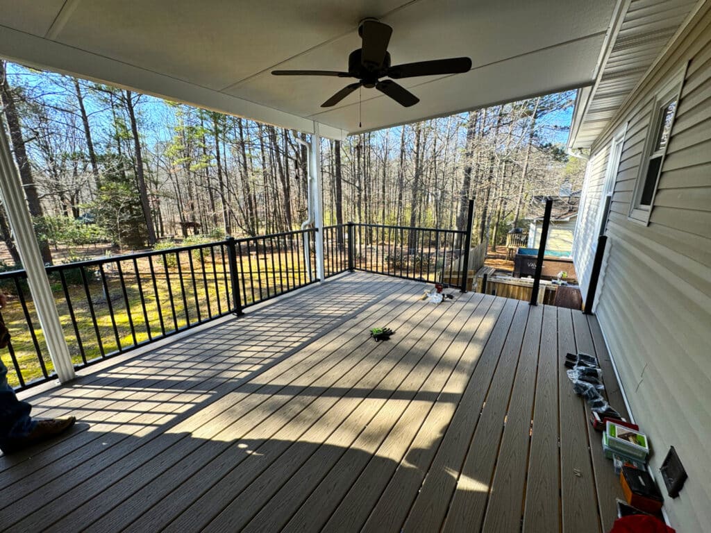 What exterior colors and finishes are in style for 2026?