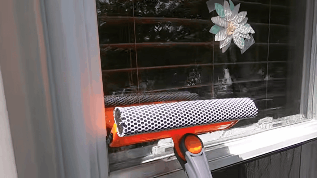 preparing solution for cleaning windows rubbing window showing cleaning windows with vinegar for shiny finish