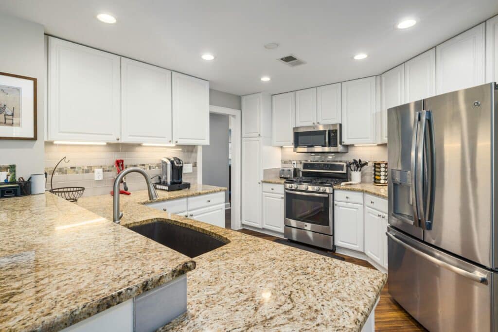 How to Choose the Perfect Backsplash for Your Chicago Kitchen