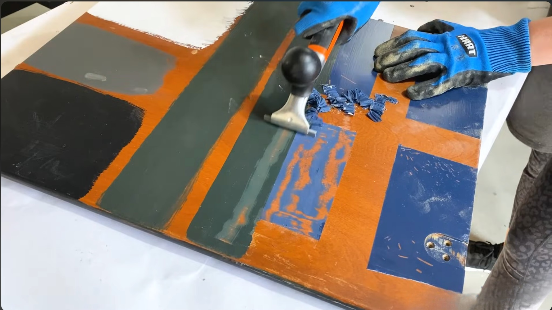 using carbide scraper tool carefully to remove paint from wood without damaging surface (2)