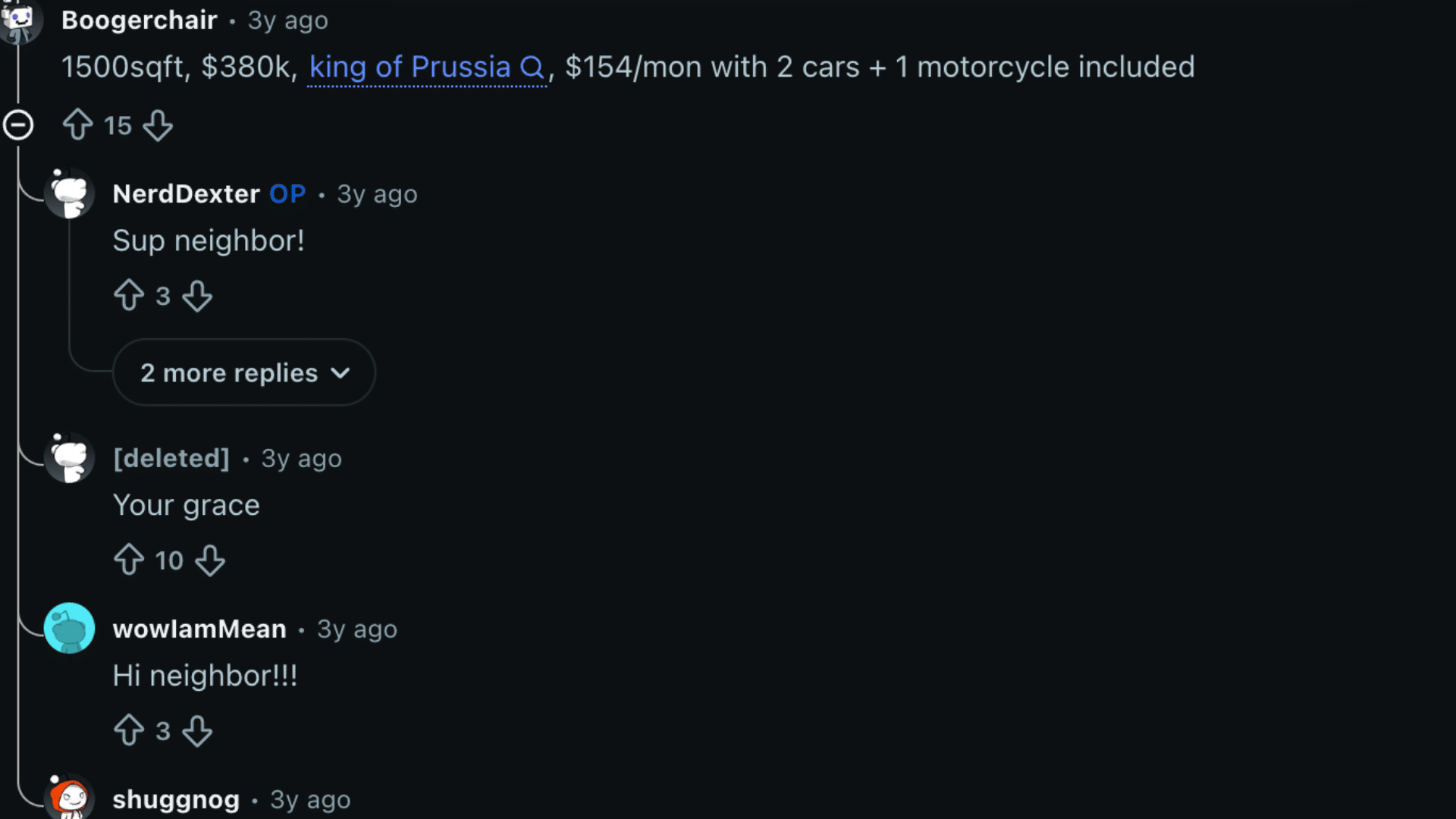 Reddit comments discussing monthly homeowners insurance costs, bundled policies, and location based pricing