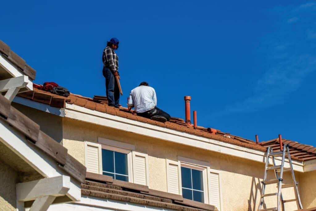 10 Best Roofing Companies in Texas (2026) 10 Best Roofing Companies in Texas (2026)